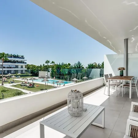 Bel Air - Modern 2br With Terrace, Pool And Close To The *