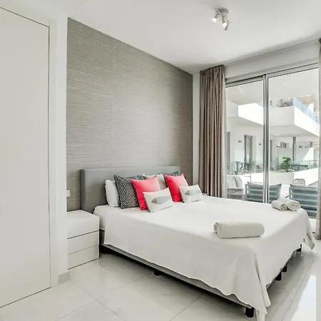 Bel Air - Modern 2br With Terrace, Pool And Close To The *