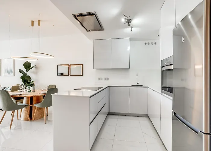 Apartment Bel Air - Modern 2br With Terrace, Pool And Close To The *