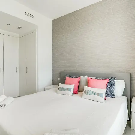 Bel Air - Modern 2br With Terrace, Pool And Close To The *