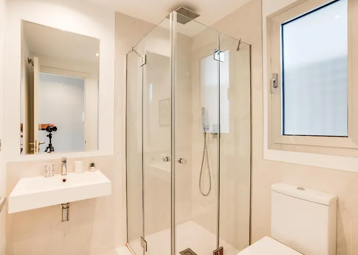 Bel Air - Modern 2br With Terrace, Pool And Close To The 公寓 埃斯特波纳